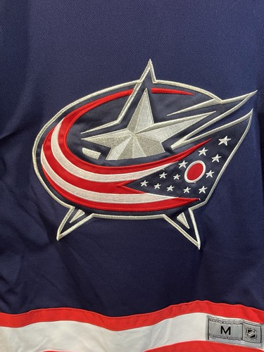 NHL Team Apparel Columbus Blue Jackets Navy Blue Flag Hockey Jersey Size Medium - Picture 4 of 10