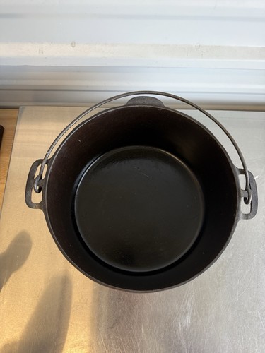Wagner Ware No 8 Cast Iron Dutch Oven Drip Drop 1268B Roaster Pot Cracked Handle - Picture 10 of 23