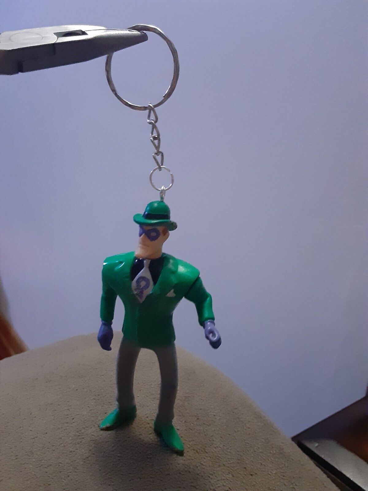 Batman The Animated Series THE RIDDLER Figure, 1993 MCDONALDS Keychain Ring