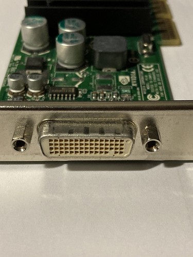 Nvidia P118 video card - DMS 59 - Picture 4 of 4