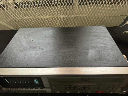 ALESIS XT ADAT 8 Track Digital Audio Tape Recorder IPX0 With Remote /manual - Picture 2 of 6