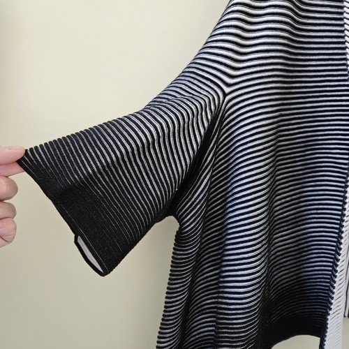 Marla Wynne Cardigan Womens M/L Ribbed Reversible 3/4 Sleeve Open Assymetric - Picture 8 of 14