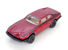 Maisto Jaguar XJS V12 Toy Car Vintage Diecast Red Model