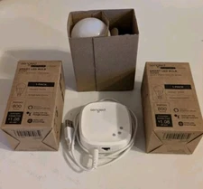 Sengled Smart Home Hub Z02-Hub Alexa Google Element & Four New Lights Bulbs