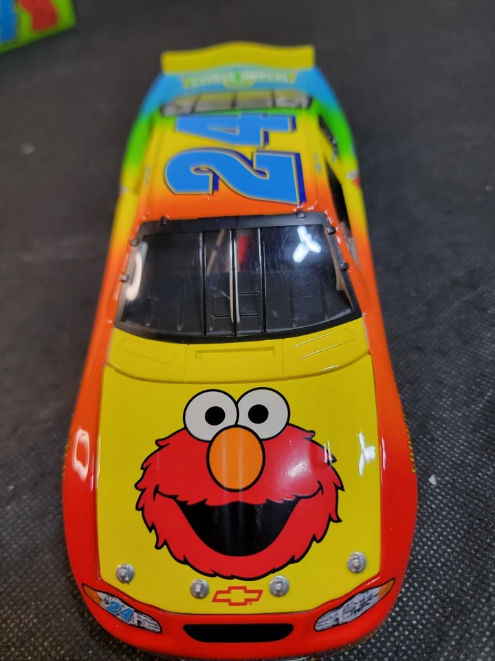 Jeff Gordon 2002 #24 Plaza Sésamo RCCA CLUB COCHE ACCIÓN BANCARIA 1/24 XRARO Foto 4 de 4