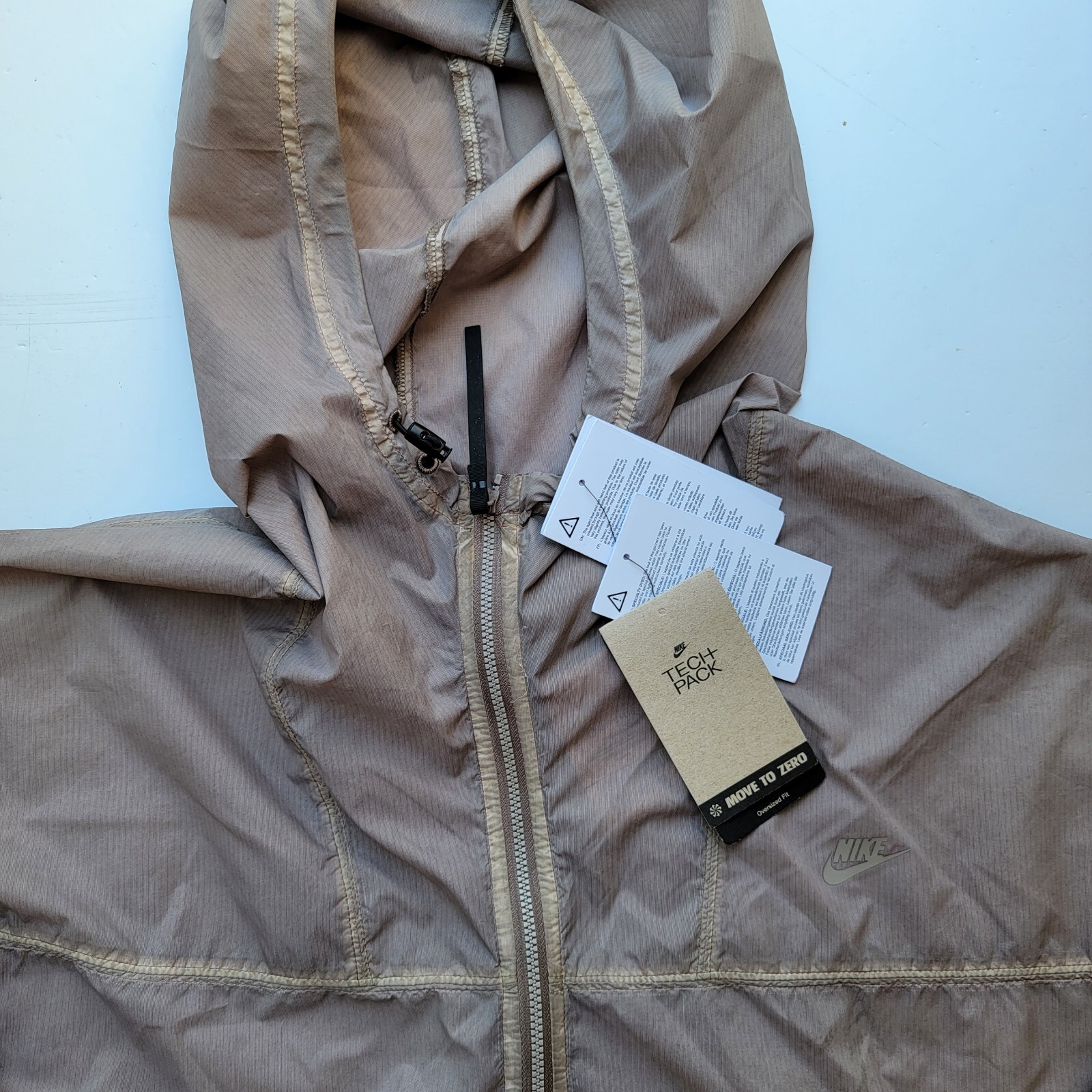 SACAI X NIKE Nike Sportswear Repel Tech Pack Giacca Imballabile Donna Taglia XL Grigio DM6506 827