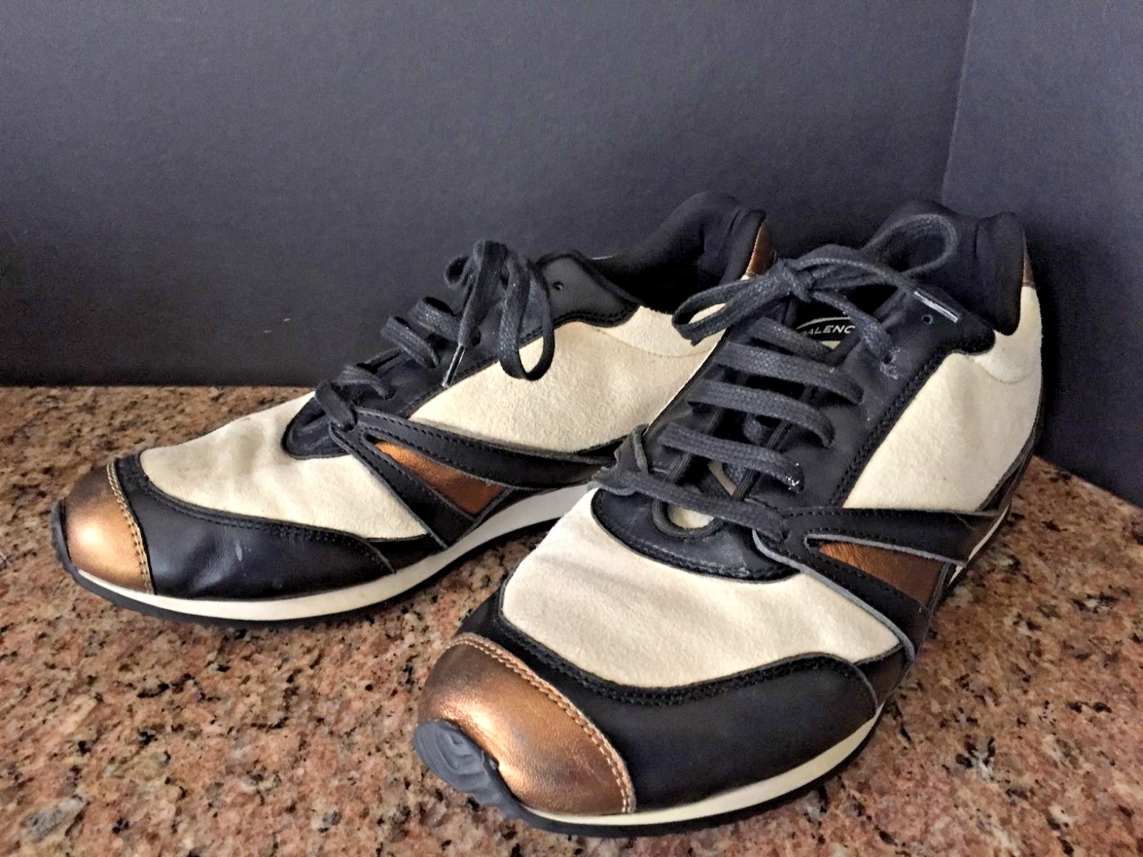 BALENCIAGA WHITE/GOLD/BLACK RACE RUNNERS TENNIS/CASUA… Gem