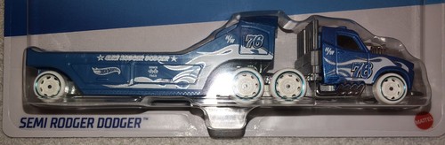Hot Wheels Track Fleet Semi Rodger Dodger BRAND NEW FAST SHIPPING 2025 Release - Picture 3 of 3