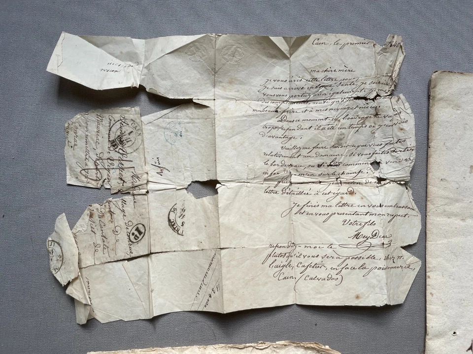 Lot de vieux papiers - Photo 2/4