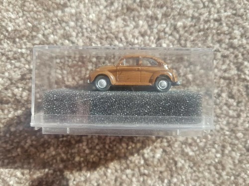 VINTAGE VW BEETLE 1949 CAVRIOLIMOUSINE MODEL BOXED. "REVELL PRALINE" - Picture 3 of 7