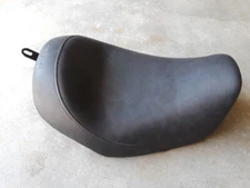 Saddleman Solo for Harley Davidson Dyna's fits 06-17