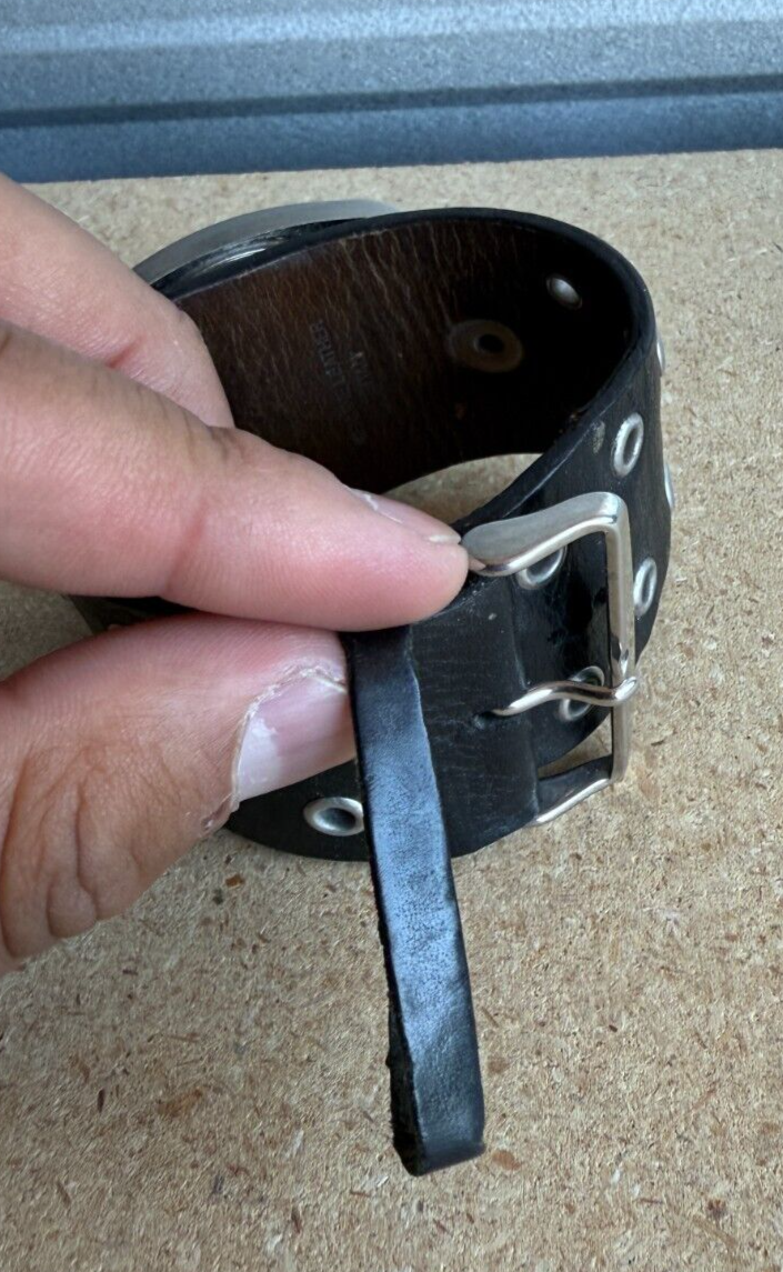 Picture 4 of 5