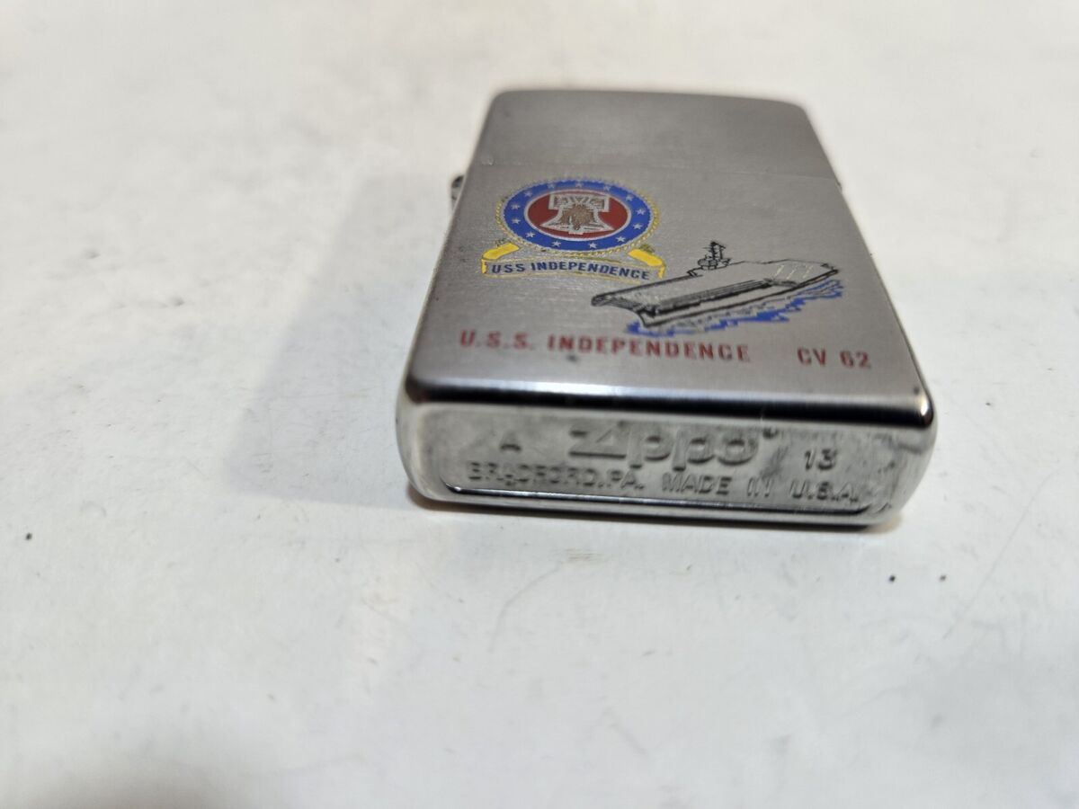 NOS Vintage Zippo Lighter USS INDEPENDENCE CV62 Aircraft NOS Vintage Zippo Lighter USS INDEPENDENCE CV62 Aircraft