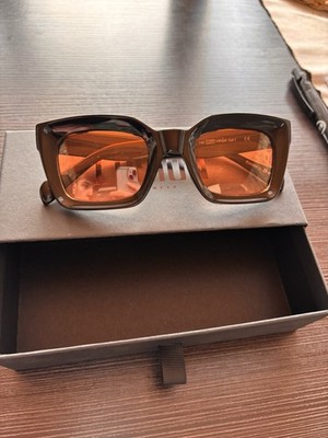 Lusion Eyewear Sonnenbrille Black/Orange Square Frame Unisex