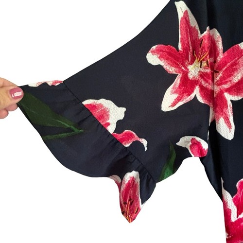 Lulus Damen Kleid mittelblau rosa Maxi Stargazer Lilie dunkelblau Blumen Wickeloptik - Bild 4 von 8