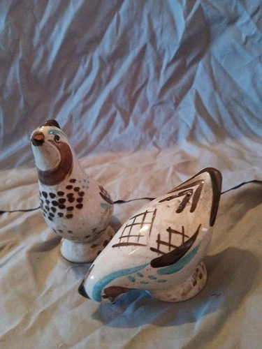 Vtg Red Wing Pottery WB Salt & Pepper Shakers Quail Bob White Read Description