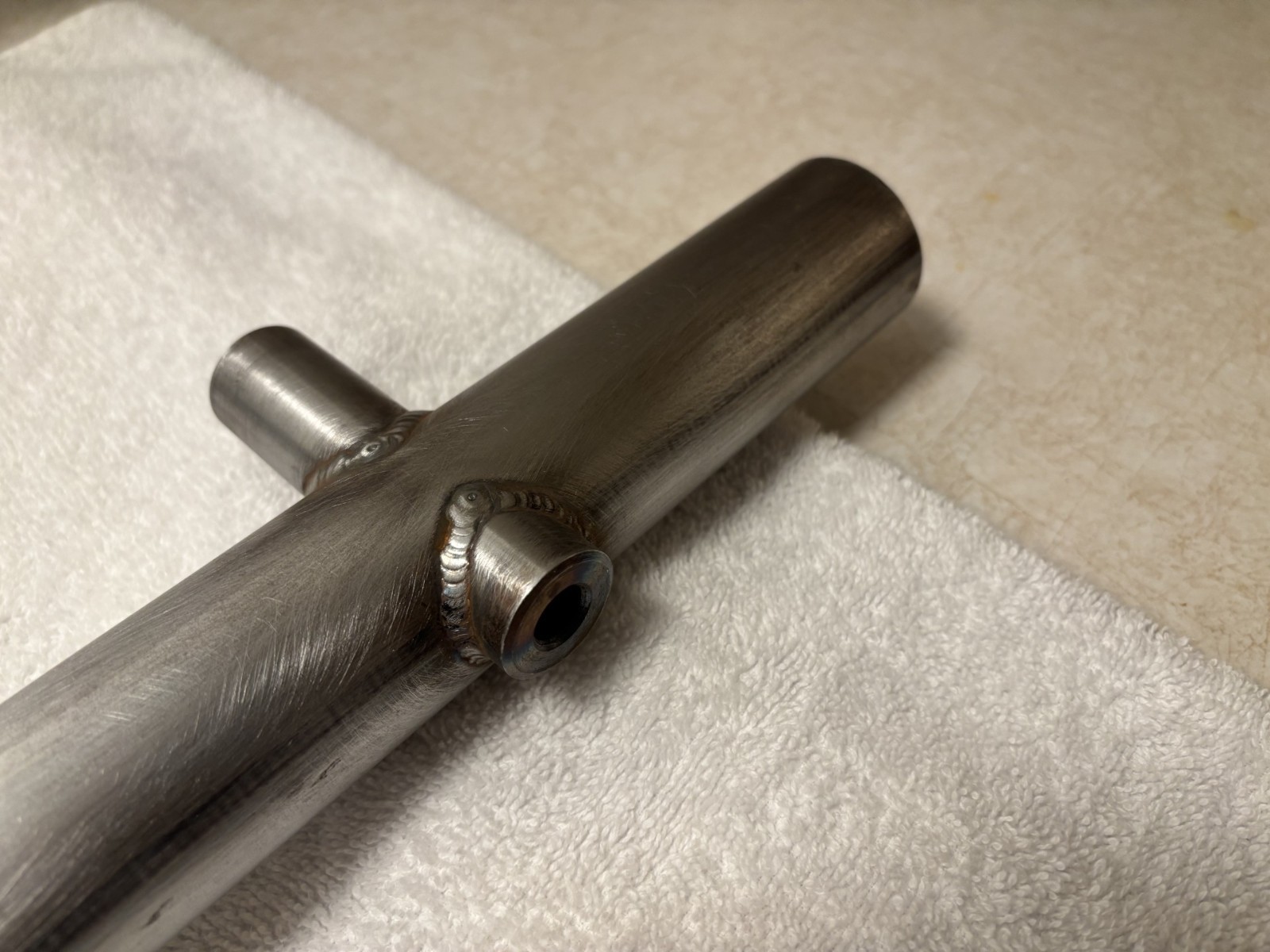 1932 FORD "BUGGY" SPRING REAR CROSSMEMBER - ALL TIG WELDED - D.O.M. - SINCE 1974