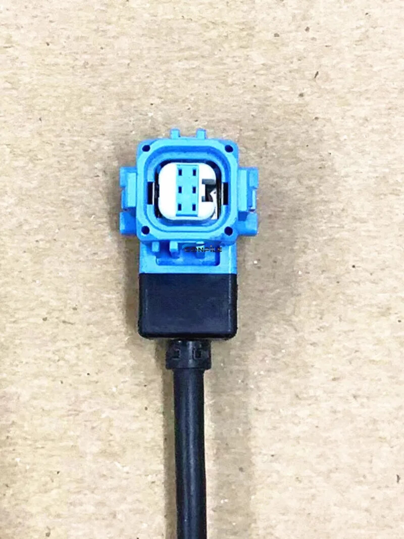 Foto 1 di 8