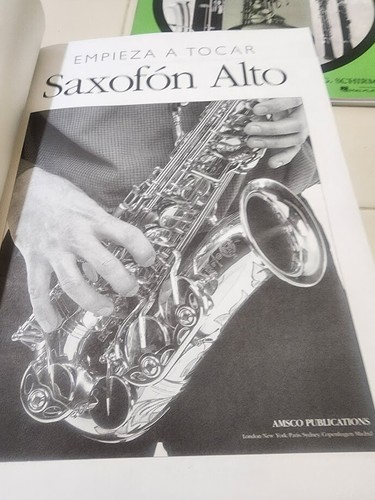 Lots of 4 Saxofon Alto, Solo for Alto Sax Player, Alto Sax Christmas Songs NEW - Picture 7 of 11
