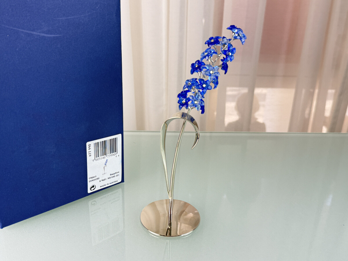 Swarovski Dindori, Sapphire 置物 Swarovski Figurine 677990 Paradise Flower Dindori Sapphire