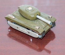 1960's JAPAN TIN LITHO TANK WITH RUBBER TREADS AND FRICTION MOTOR WORKS
