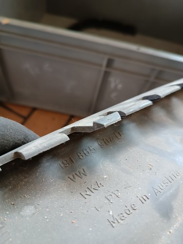 VW Golf 2 II Spoiler Frontspoiler Spoilerlippe vorne rechts 191805904D - Bild 6 von 6