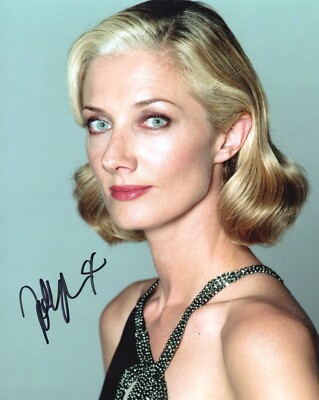 JOELY RICHARDSON SIGNED PHOTO (2)