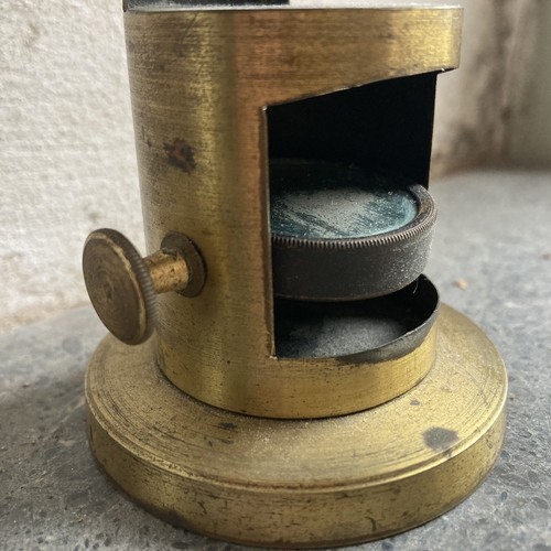 Vintage antique brass barrel field microscope - 8 inches tall - Afbeelding 21 van 23