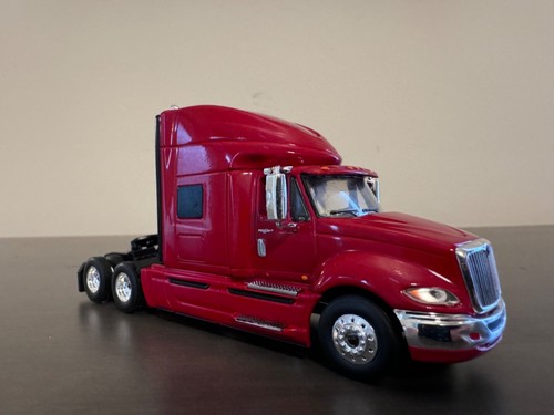 1/64 DCP /First Gear International Pro-Star: Red - Picture 4 of 9