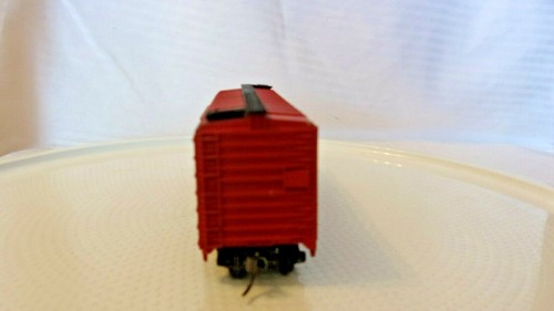 HO Scale Mantua, 40' Box Car, Minneapolis & St. Louis, Red, #52698 Built - Picture 2 of 5