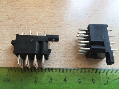 Conector de alimentación rectangular SMS12RE4TR29 SOURIAU 12 vías 2 piezas Z1798 - Imagen 2 de 3