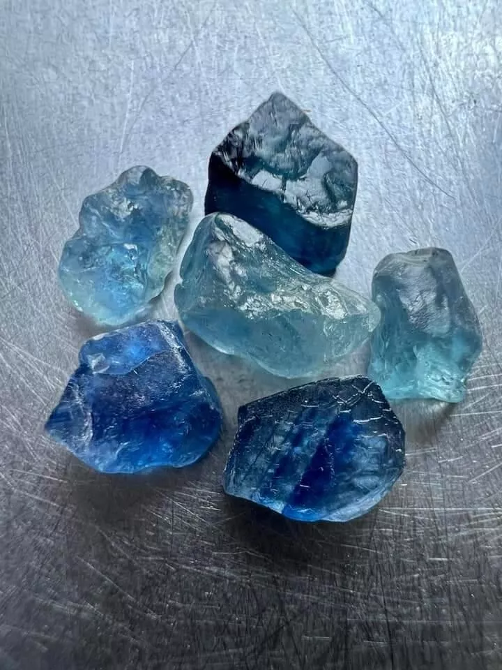 Rough shop cut sapphire
