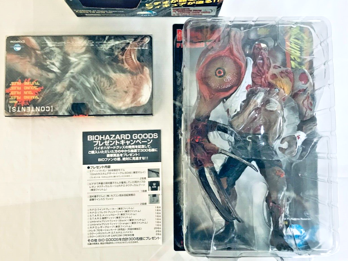 Resident Evil 2 Figure with Video VHS Rare Box William Birkin G