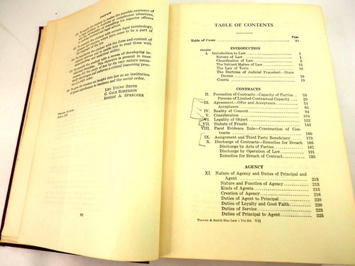 Teevan and Smith's Business Law Smith,Roberson,Sprecher One Volume Edition 1951 - Picture 4 of 10