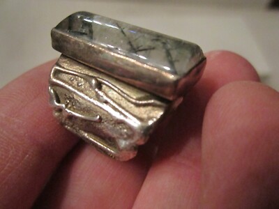 DESIGNER C C STERLING SILVER RING WITH GEMSTONE  16g - SIZE 6 - SC-10