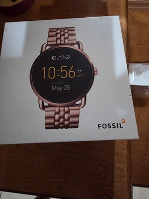 Fossil Q Wander Gen 2 Rose Gold Touchscreen Smartwatch Complete w Box -Excellent