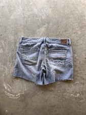   American Eagle Midi Denim Shorts Size 6 Distressed Raw Hem Next Level Stretch