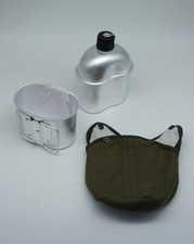 US Feldflasche Trinkflasche mit Alu Aluminium Becher Tasche oliv Gen. 1