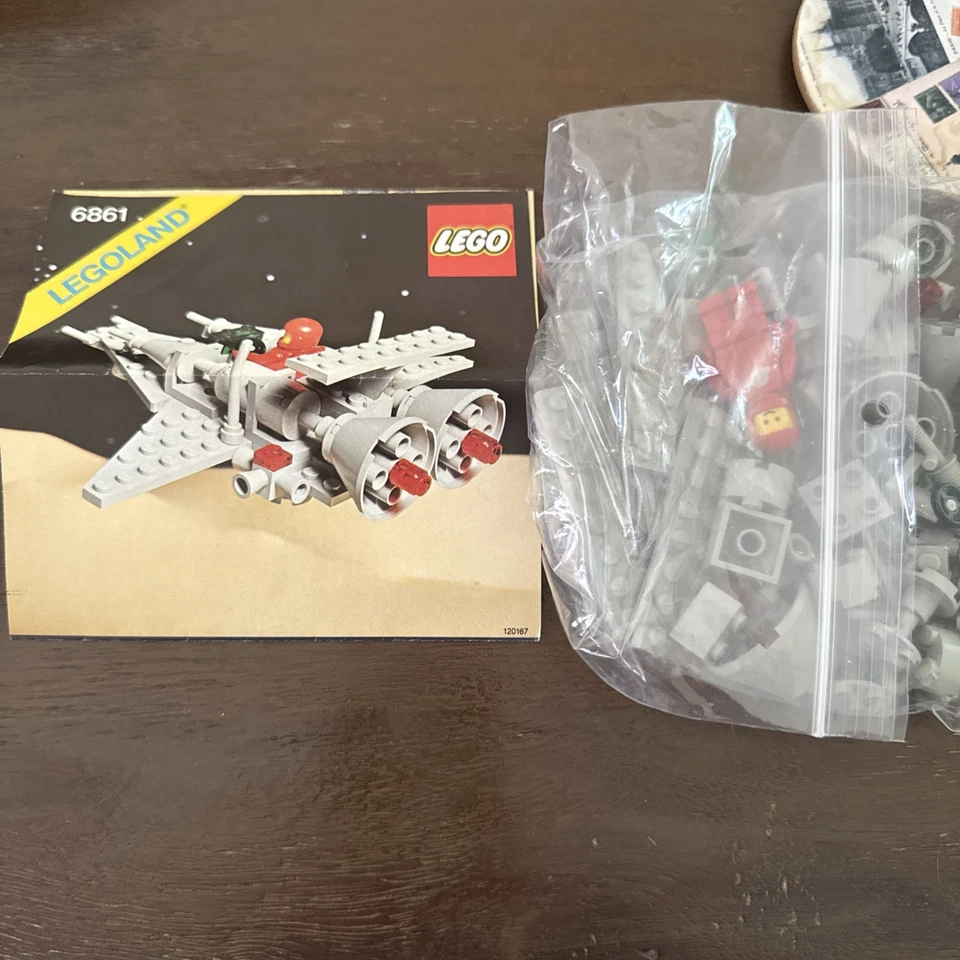 Lego Classic 6861 Space X-1 Patrol Craft 100% Complete w/ Box & Instructions - Image 3 of 3