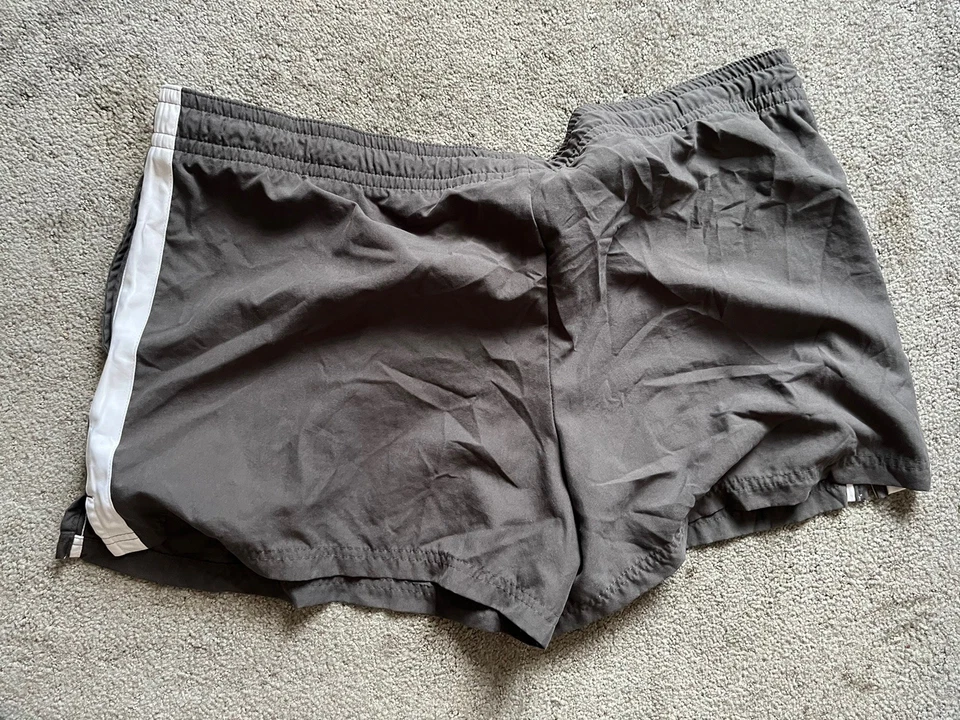VINTAGE Nike Running Shorts Womens XL 16-18 Gray Short Swoosh Y2K 2000s Athletic - Image 2 of 4