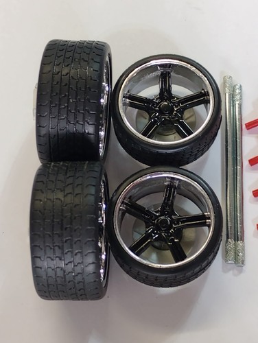 Ruedas originales Maisto escala 1/24 para Dodge Challenger R/T 2008 Maisto All Stars - Imagen 5 de 8