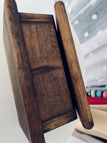 Vintage Wooden Bird Recipe Box With Hinges Large - Picture 9 of 10
