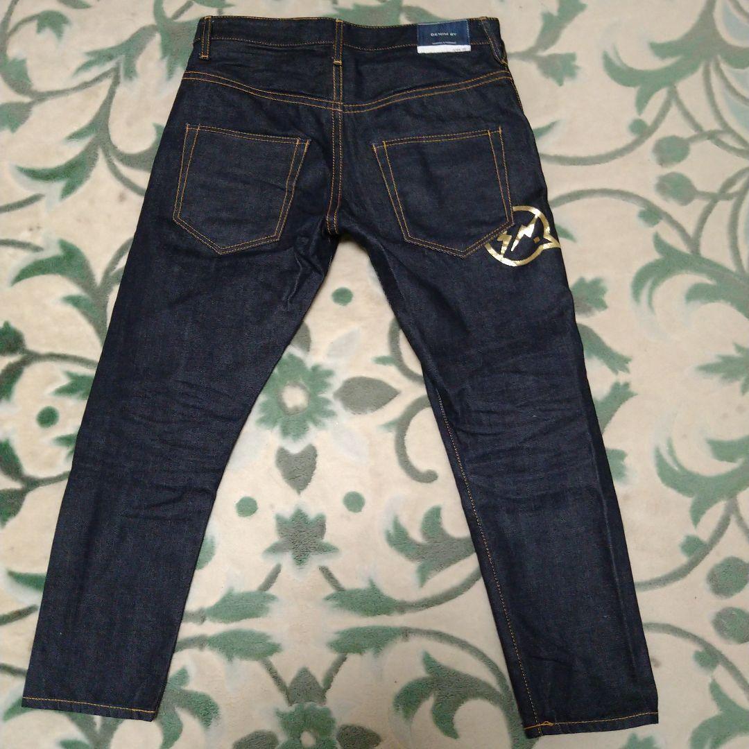 denim by vanquish & fragment cropped