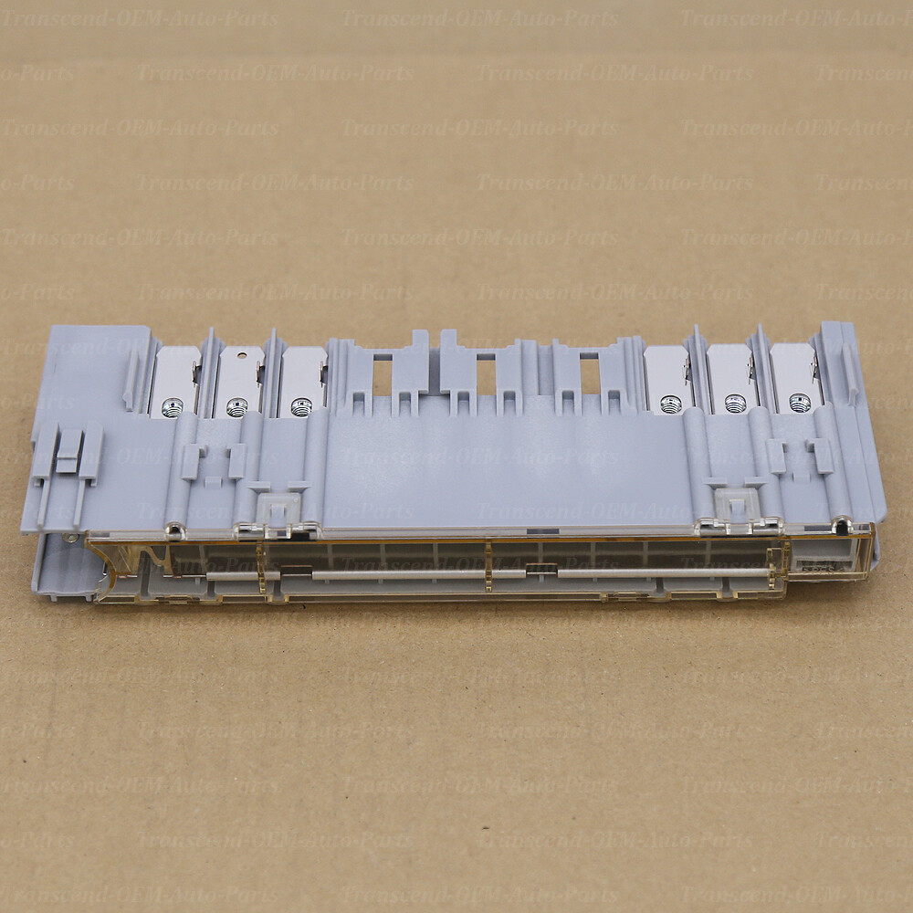 GENUINE OEM LEXUS GS350 GS430 IS250 IS350 FUSIBLE FUSE LINK BLOCK 82620