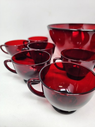 Set of Arcoroc Ruby Red Glass 12 Coffee Tea Cups & 1 Serving Bowl Made in France - Picture 3 of 8