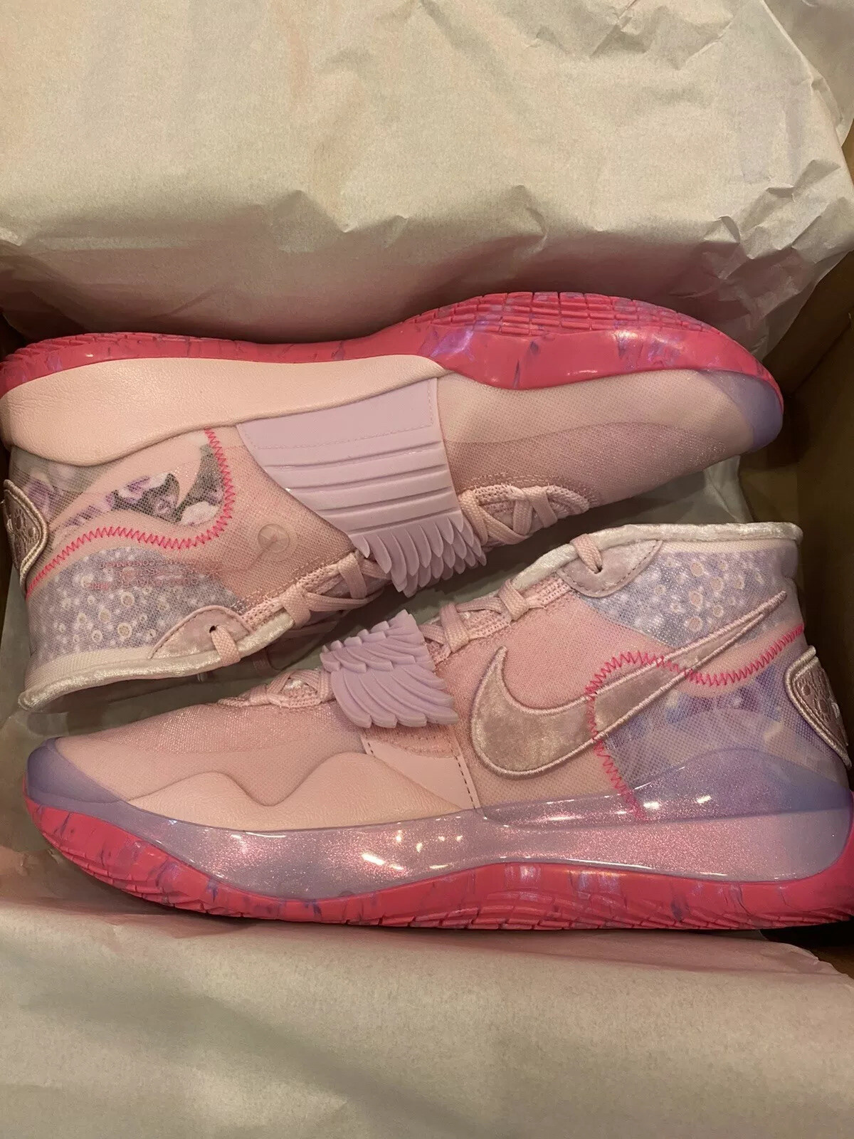 huk subphantis shoes