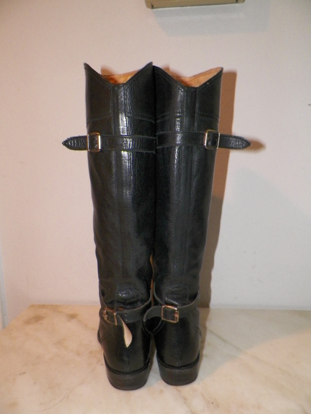 WOMEN'S FRYE BLACK LEATHER EQUESTRIAN RIDING BOOTS BOOTS BOOTS SIZE 7 GOOD USED CONDITION 671993 WOMEN'S FRYE BLACK LEATHER EQUESTRIAN RIDING BOOTS BOOTS BOOTS SIZE 7 GOOD USED CONDITION 671993