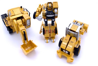 Set Of 3 TransTruck Transform Tractor Robot Action Figures