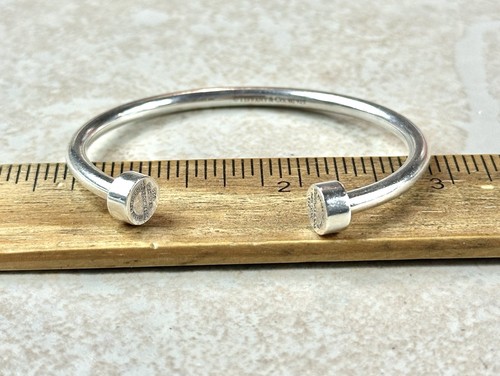 Return To Tiffany & Co 925 Sterlingsilber Kreisrand kleines Armreif Armband 6,25"
