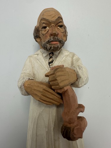 HAND CARVED WOOD GERMAN FIGURINE OBSTETRICIAN DOCTOR PHYSICIAN - Bild 5 von 7